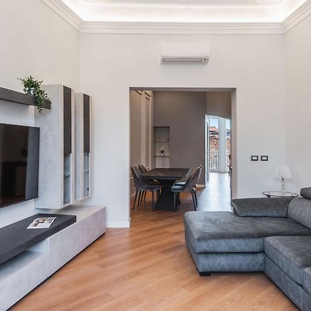 Etnea Modern Apartment By Wonderful Italy 卡塔尼亚 外观 照片