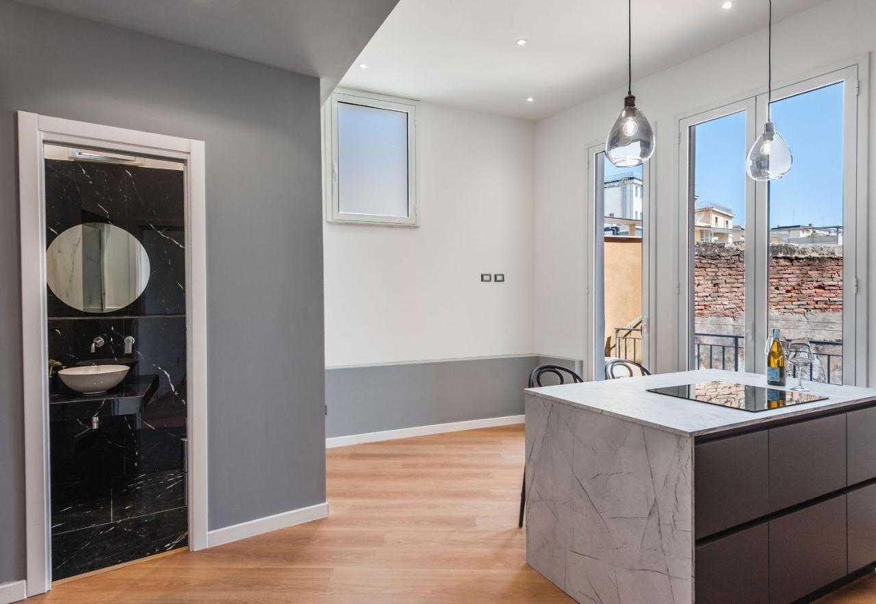 Etnea Modern Apartment By Wonderful Italy 卡塔尼亚 外观 照片