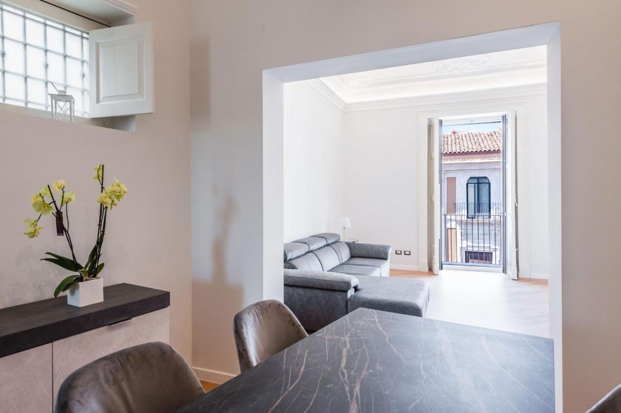 Etnea Modern Apartment By Wonderful Italy 卡塔尼亚 外观 照片